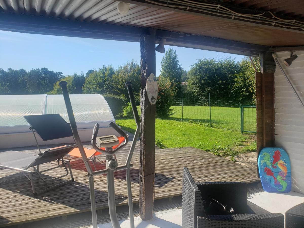 Villa Les 2 chaumières avec piscine à Epinay Extérieur photo