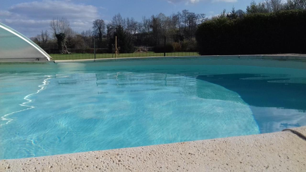Villa Les 2 chaumières avec piscine à Epinay Extérieur photo