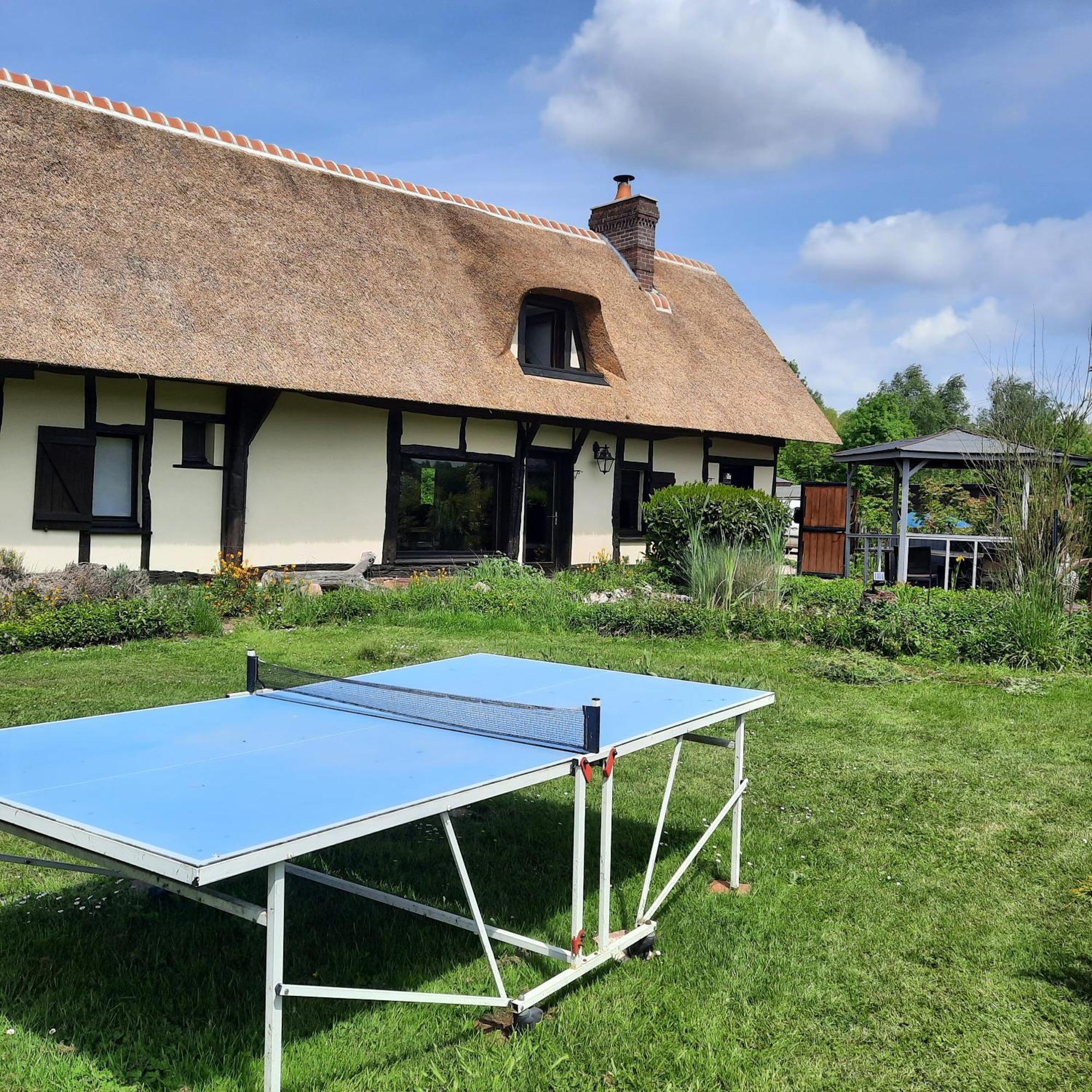 Villa Les 2 chaumières avec piscine à Epinay Extérieur photo